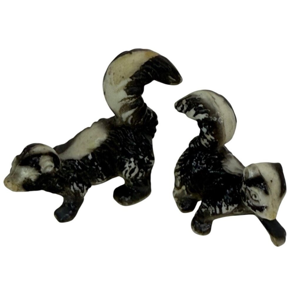 2 PC Vintage 1950s Miniature Hard Plastic Skunk Figurines Figures Animal Striped